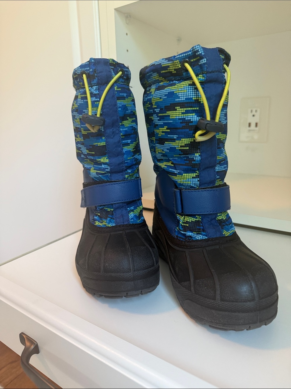 Columbia Kids Blue Camo Snow Boots with Yellow Accents